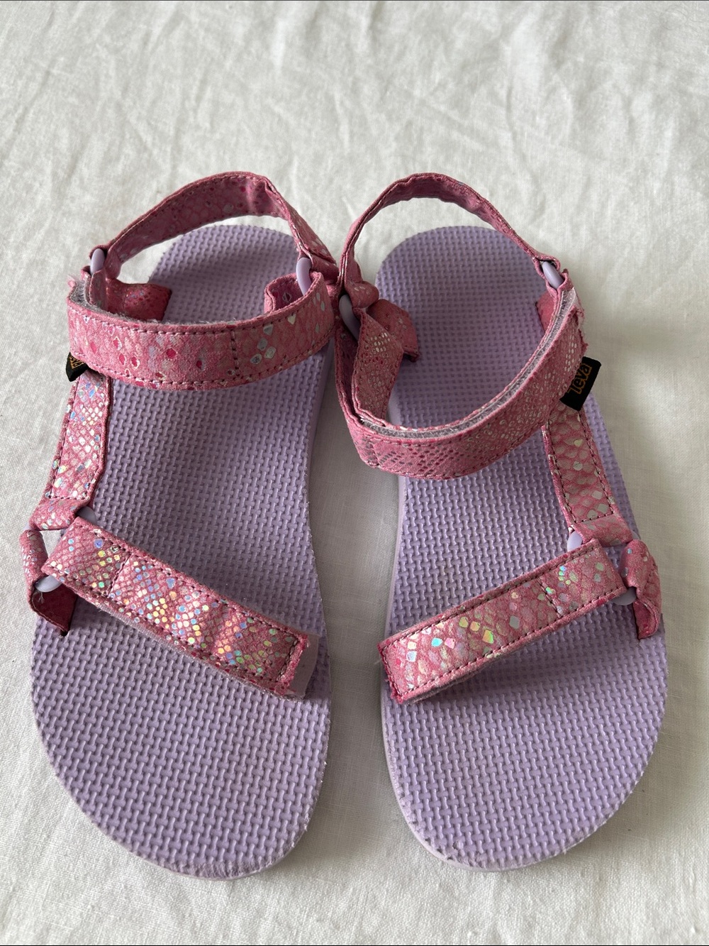 Teva Original Universal Sparklie Sandal Sz. 3, Like New.